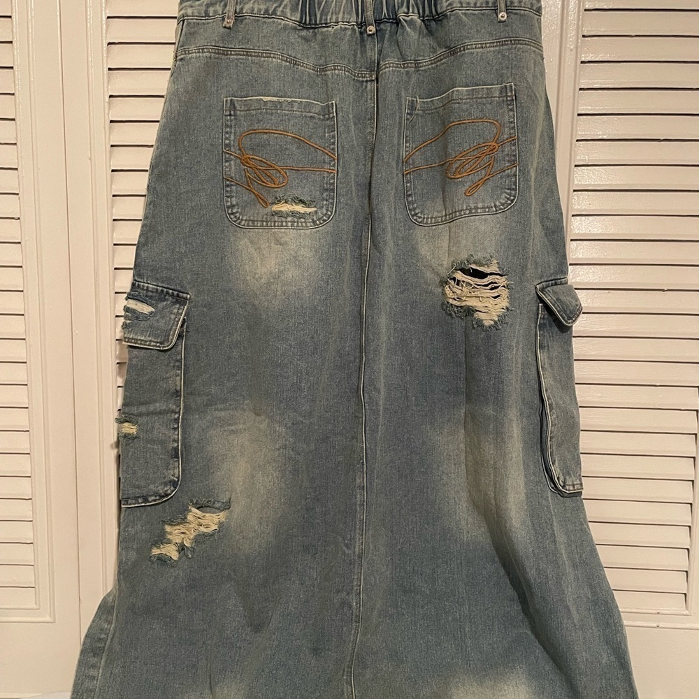 Jaded gypsy jewel distressed denim light wash skirt - Picture 9 of 13